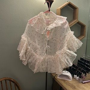 The la fraise opera cape, new with tags!